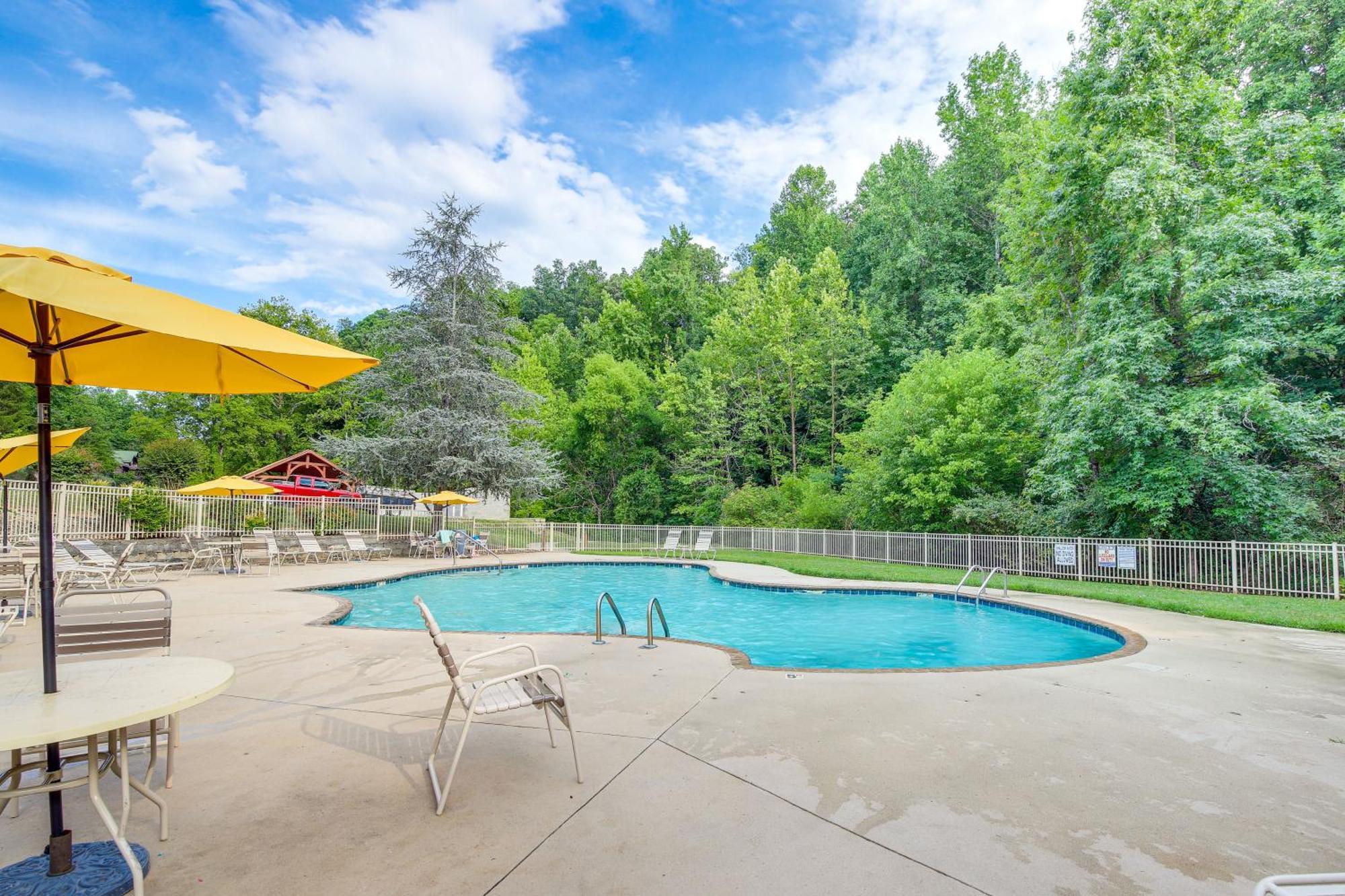 Pigeon Forge Cabin Premier Location And Hot Tub المظهر الخارجي الصورة